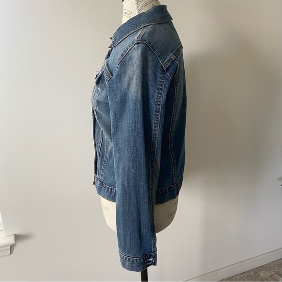 GAP Stretch Denim Jacket - Picture 2 of 7